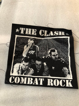 RARE VINTAGE  The Clash - Combat Rock  - small sew on patch
